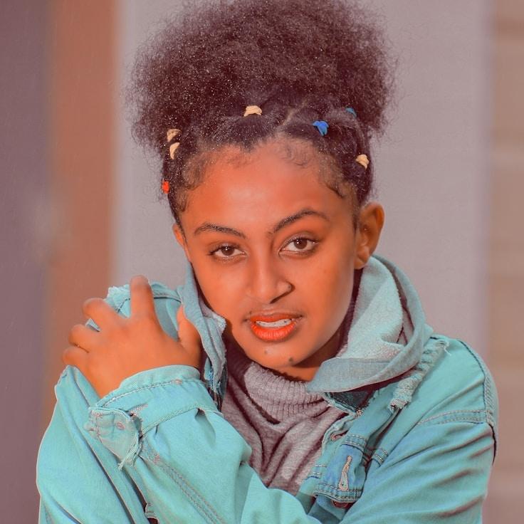 Amelia Carter - Founder of ModestHarborEcho